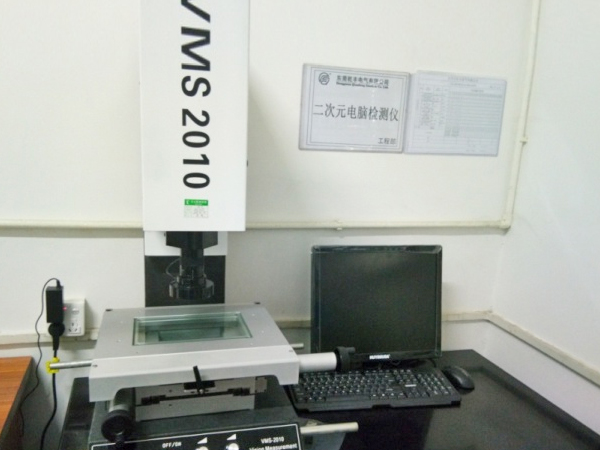 维氏硬度测试仪